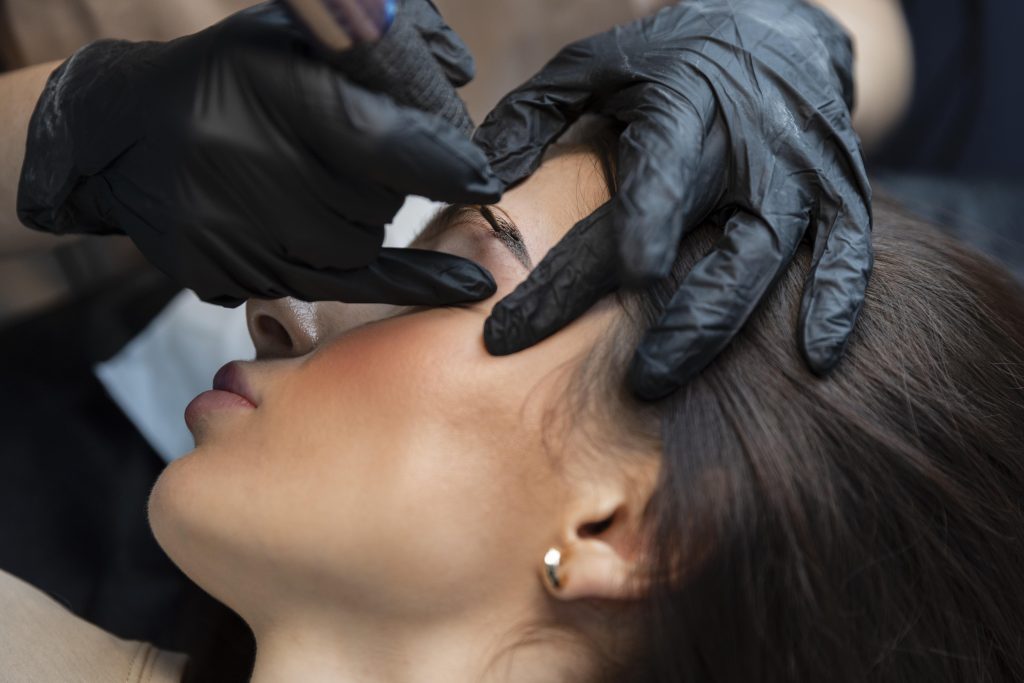 Maquillage parmanent à Valence Drôme - Institut de beauté à Valence Apinkdermo - dermopigmentation