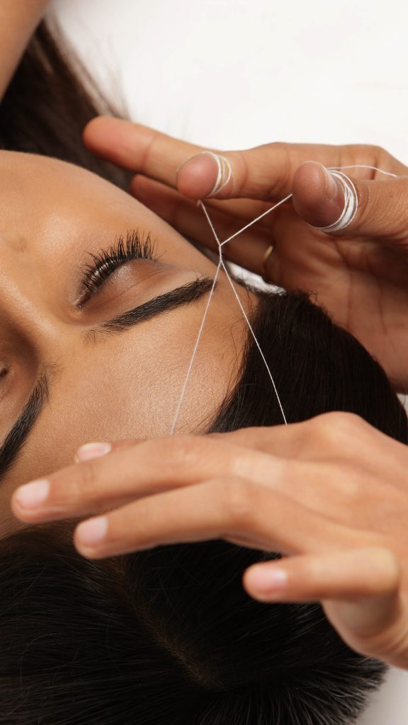Epilation au fil à Valence Drôme - Institut de beauté à Valence Apinkdermo